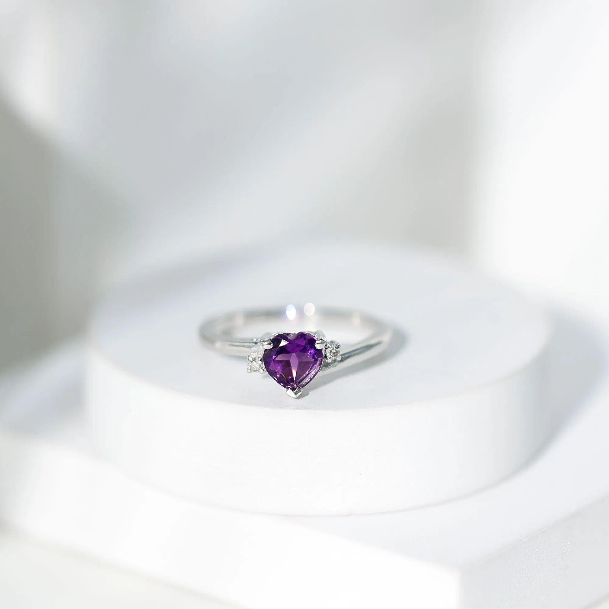 1 CT Heart Shape Amethyst Solitaire Promise Ring with Diamond