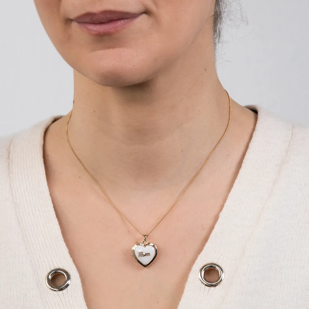 9ct Yellow Gold White Agate Mum Locket