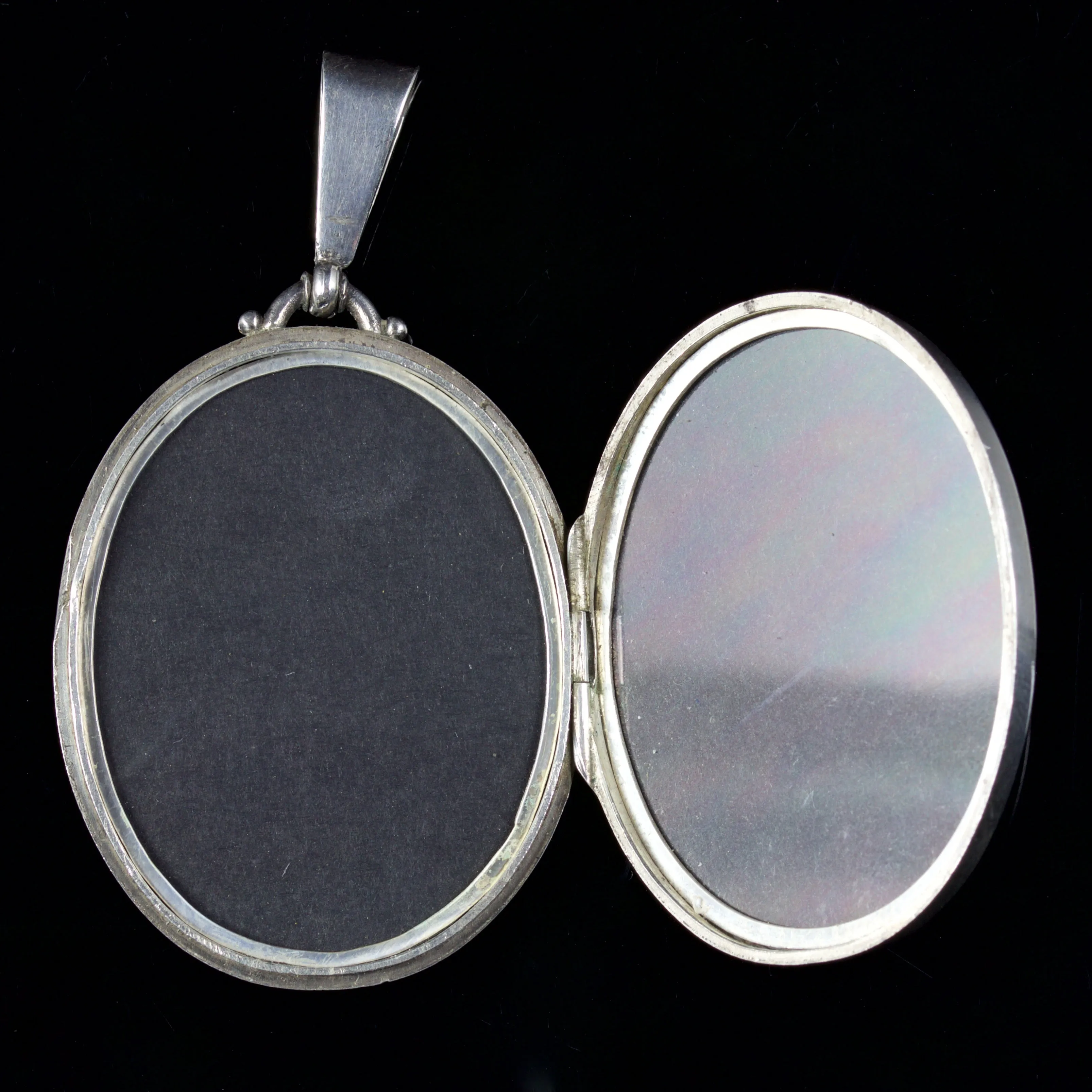 Antique Victorian Bouquet Locket Silver 18Ct Circa 1900