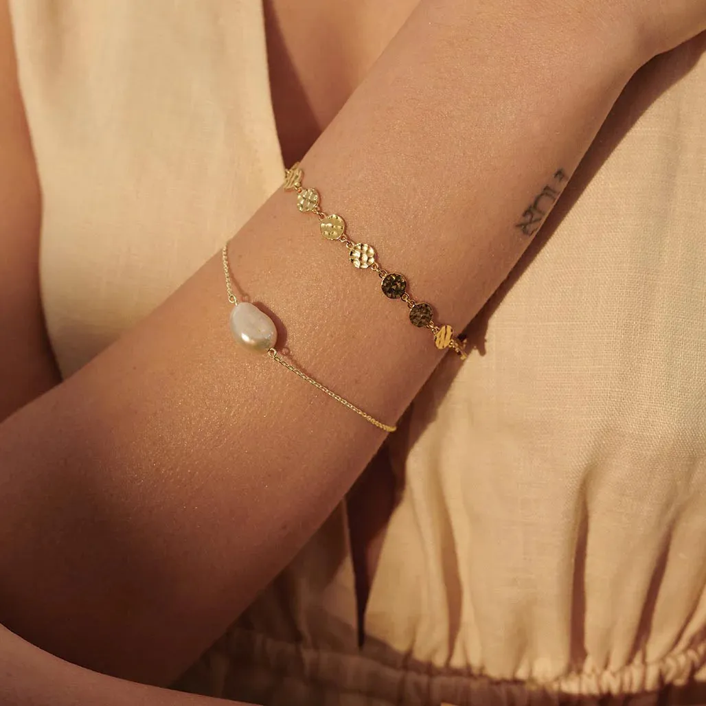 Aphrodite Goddess Pearl Bracelet