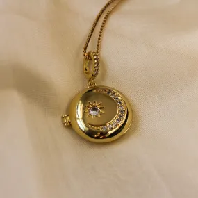 Caspara Necklace