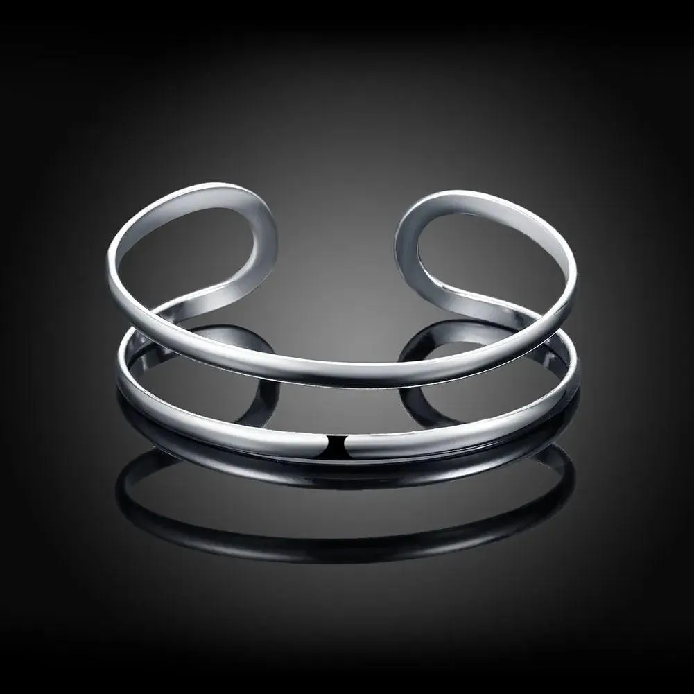 Dreamcatcher Charm Bracelet: Elegant Silver Cuff for Women's Special Occasions