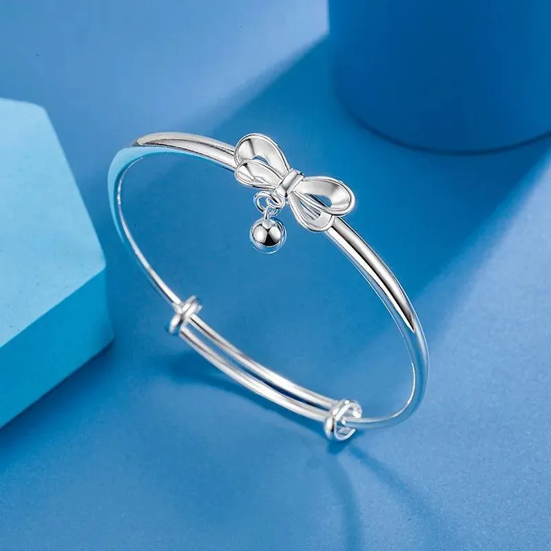 Dreamcatcher Charm Bracelet: Elegant Silver Cuff for Women's Special Occasions