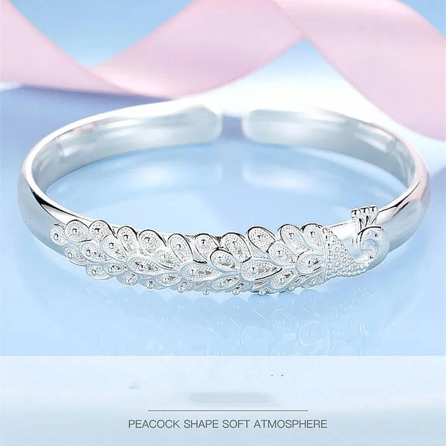Dreamcatcher Charm Bracelet: Elegant Silver Cuff for Women's Special Occasions