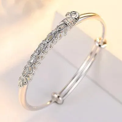 Dreamcatcher Charm Bracelet: Elegant Silver Cuff for Women's Special Occasions