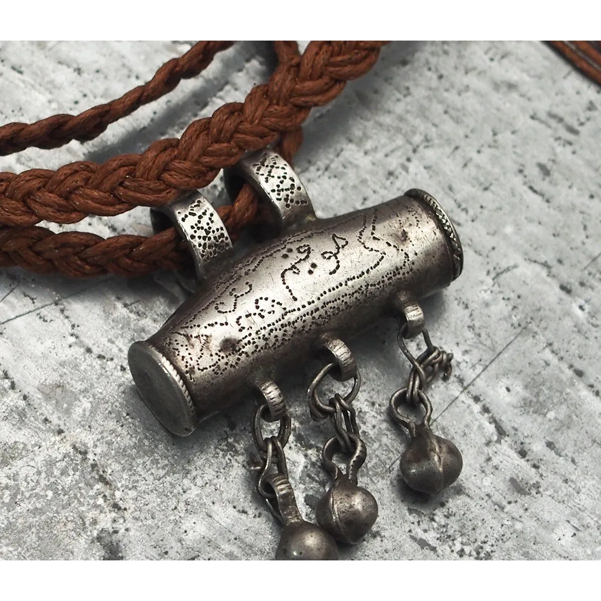 Engraved Silver Tawidh