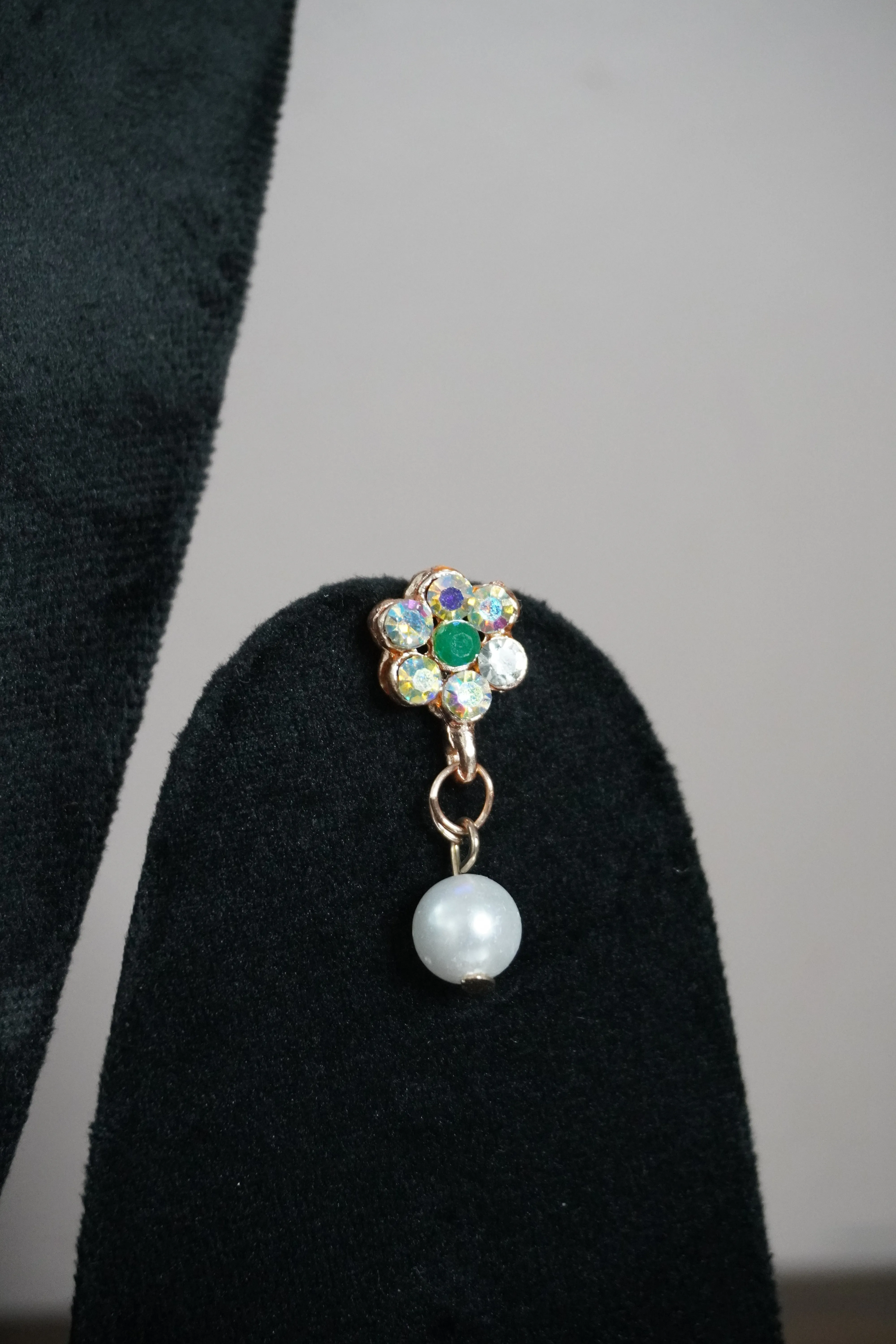 Green Colour Kundan Necklace with Earring