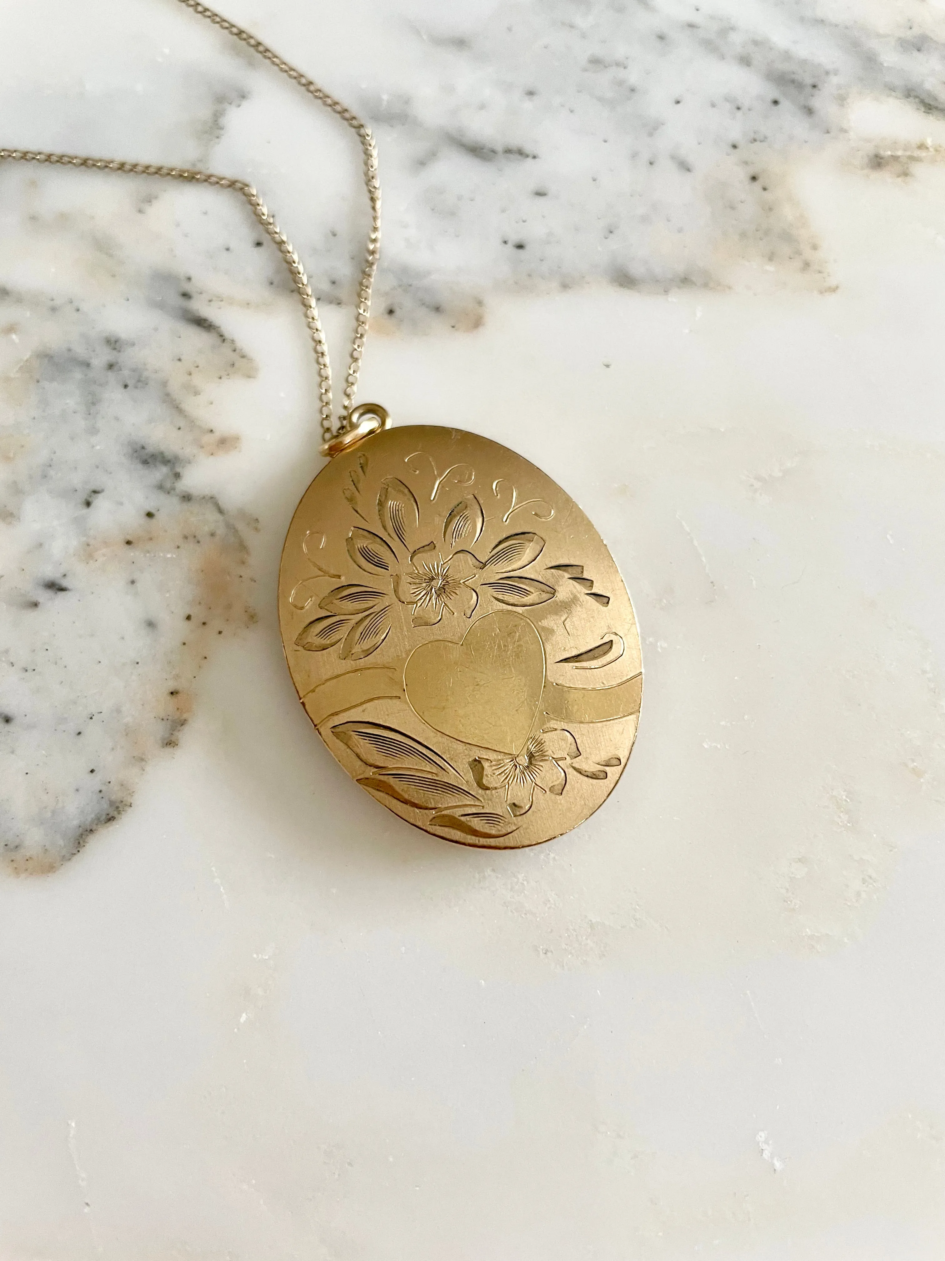 Heart & Flower Victorian Locket