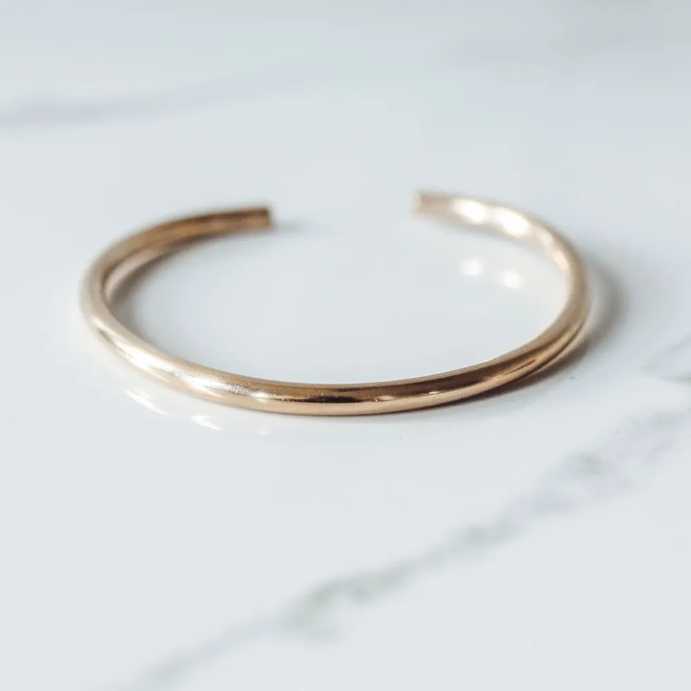 Immeasurable Gold Baby Bangle