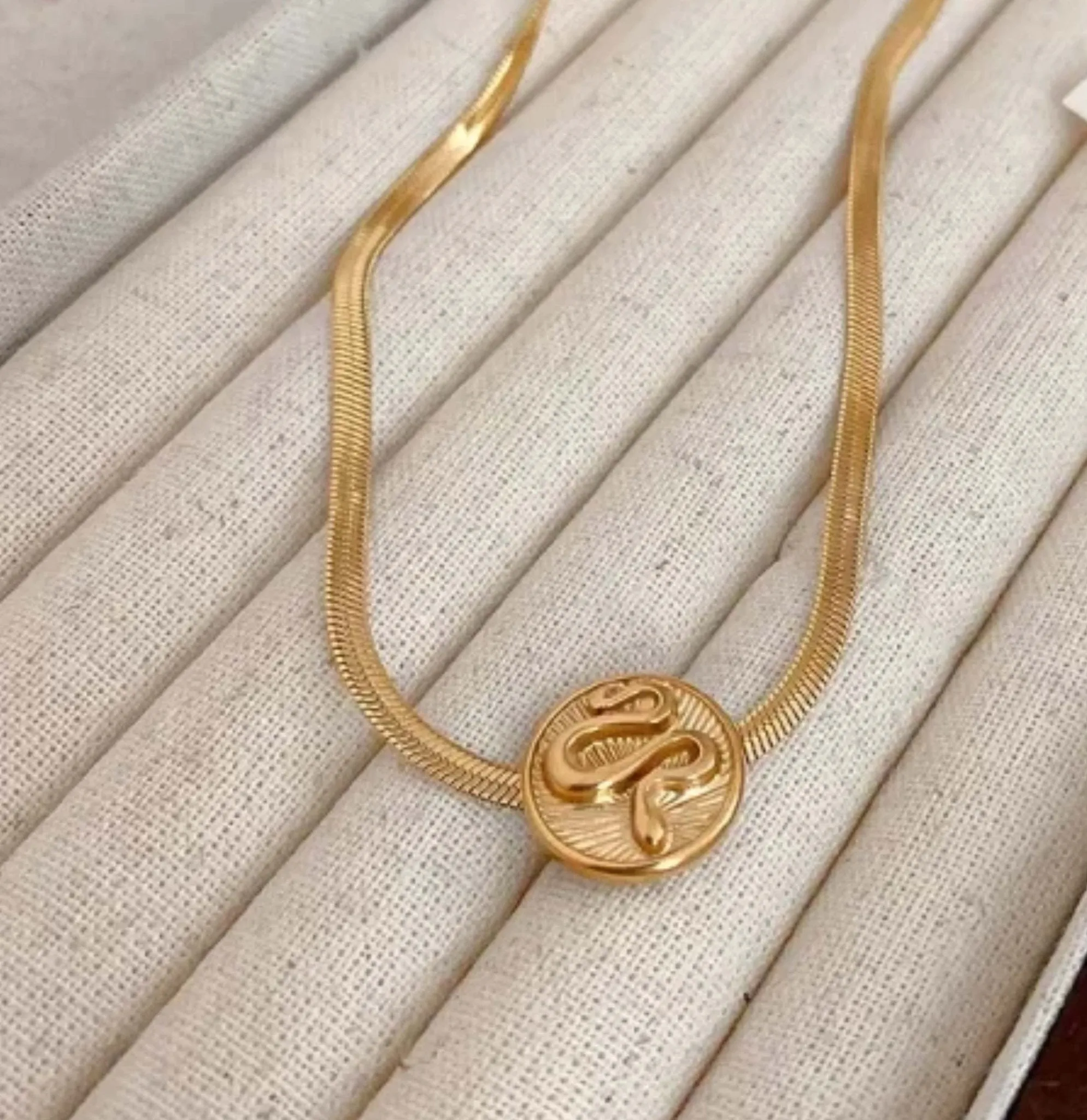 Medusa serpent diva necklace