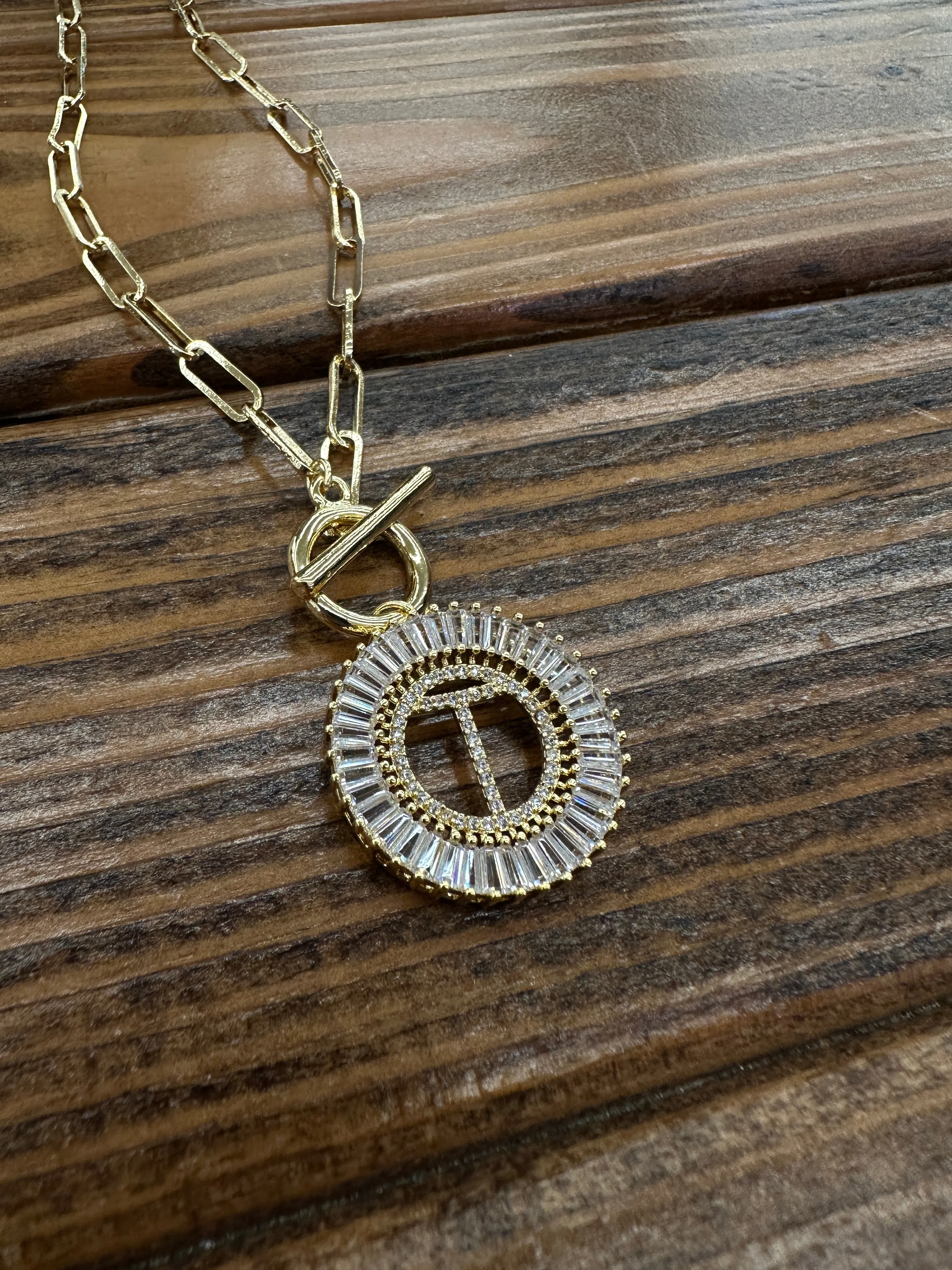 Paperclip Chain Radiant Initial Necklace T