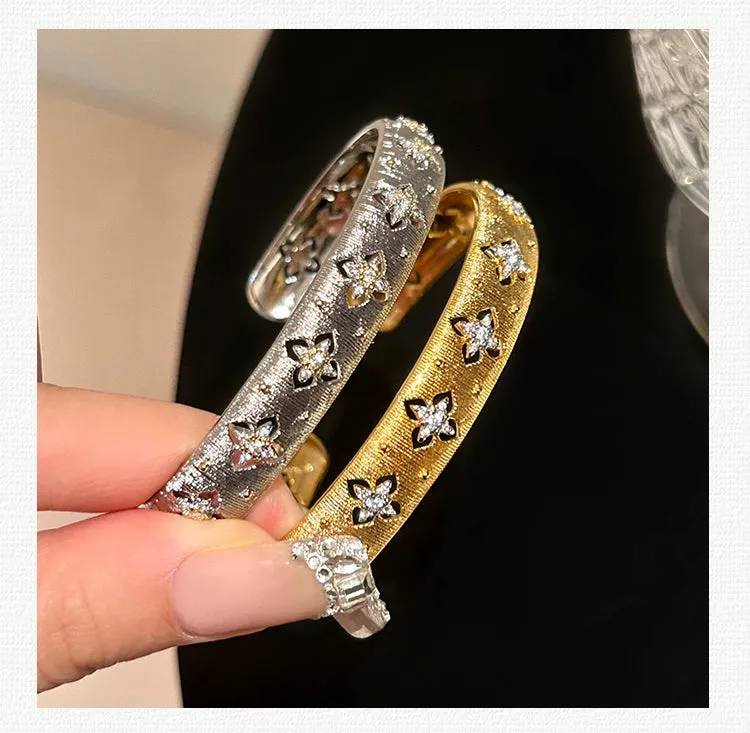 Retro Gold Texture Rhinestone Bracelet