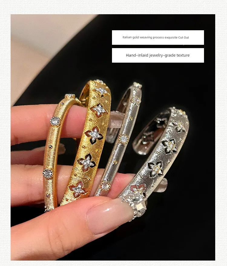 Retro Gold Texture Rhinestone Bracelet