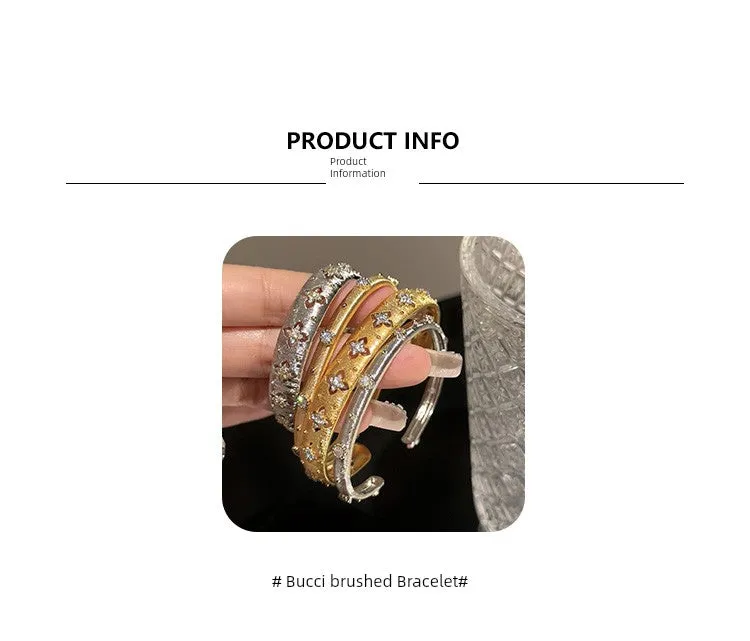 Retro Gold Texture Rhinestone Bracelet