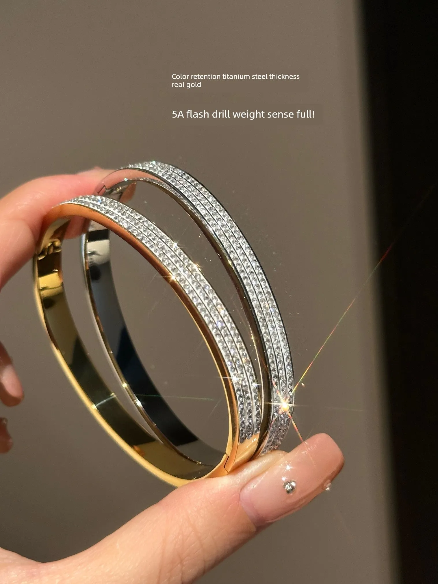 Retro Gold Texture Rhinestone Bracelet