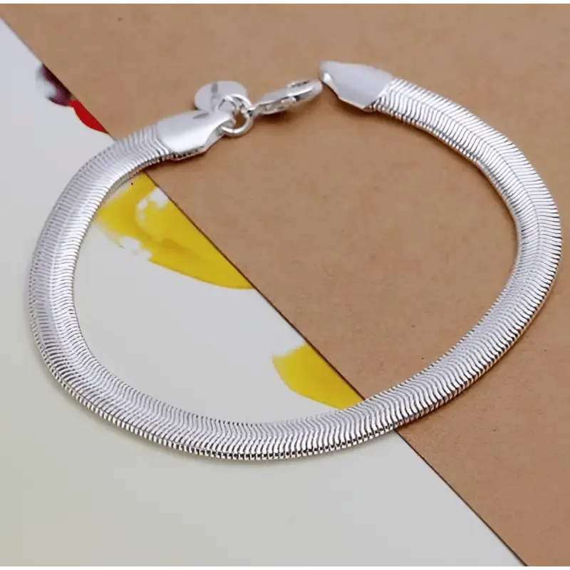 Snake Bracelet Silver: Elegant 20cm Silver Bracelet - Sleek Design