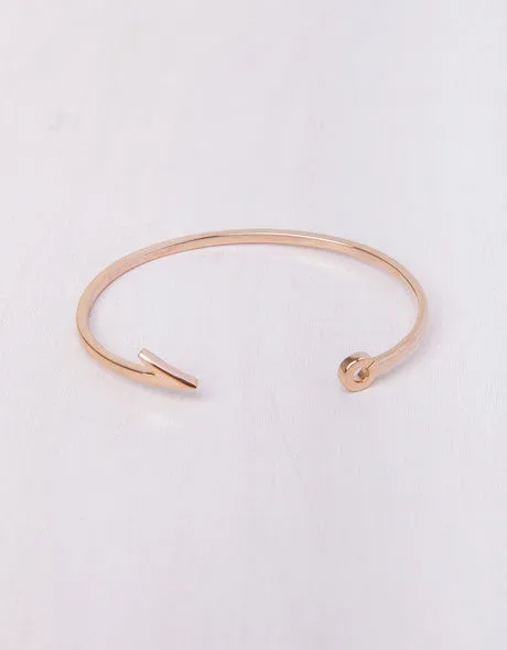 Thin Fish Hook Cuff