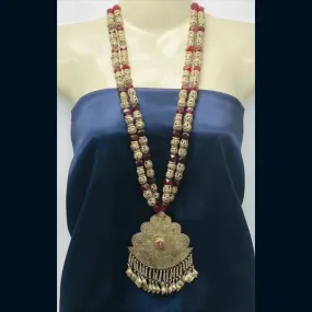 Vintage Metal and Glass Stones Beaded Long Chain Pendant Necklace