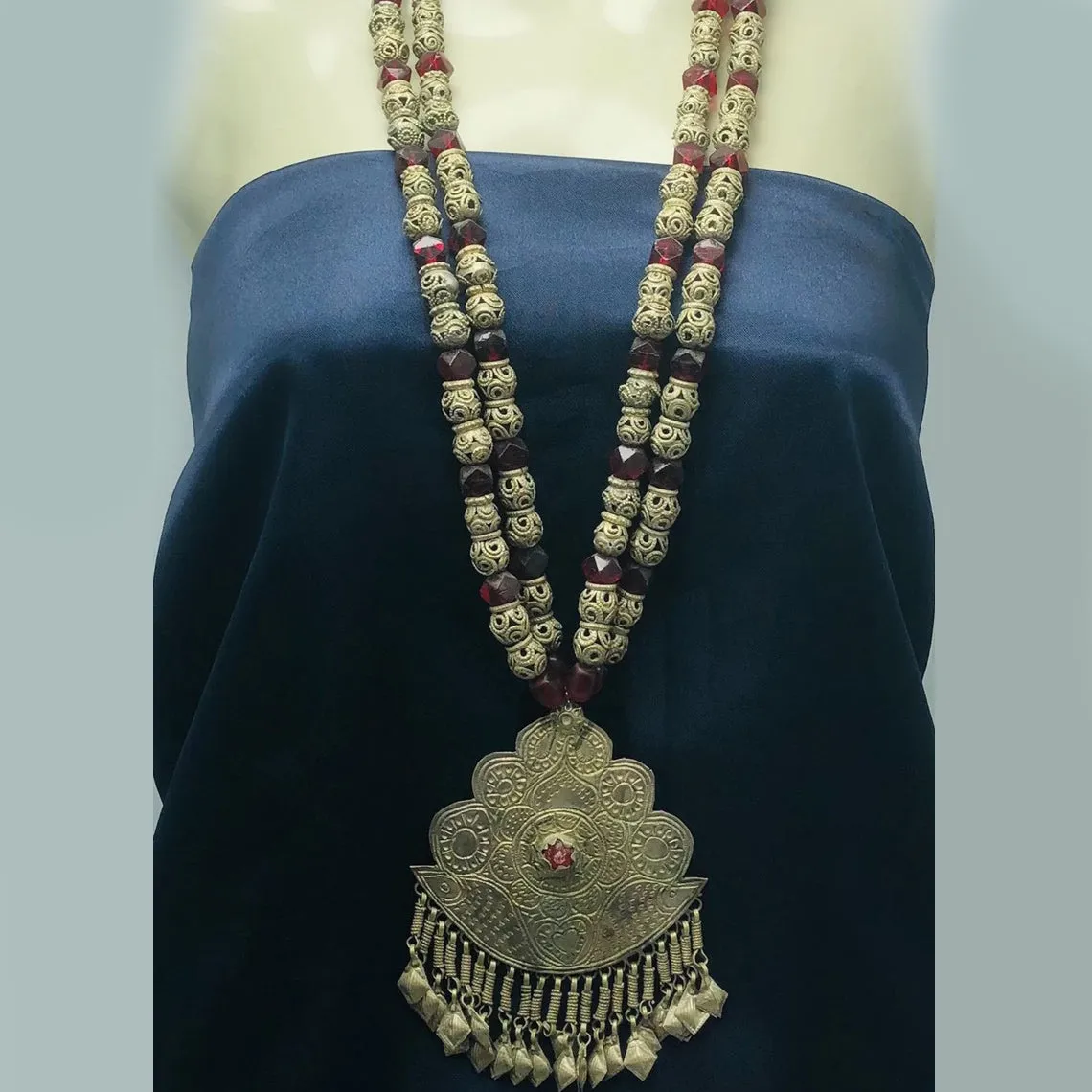 Vintage Metal and Glass Stones Beaded Long Chain Pendant Necklace