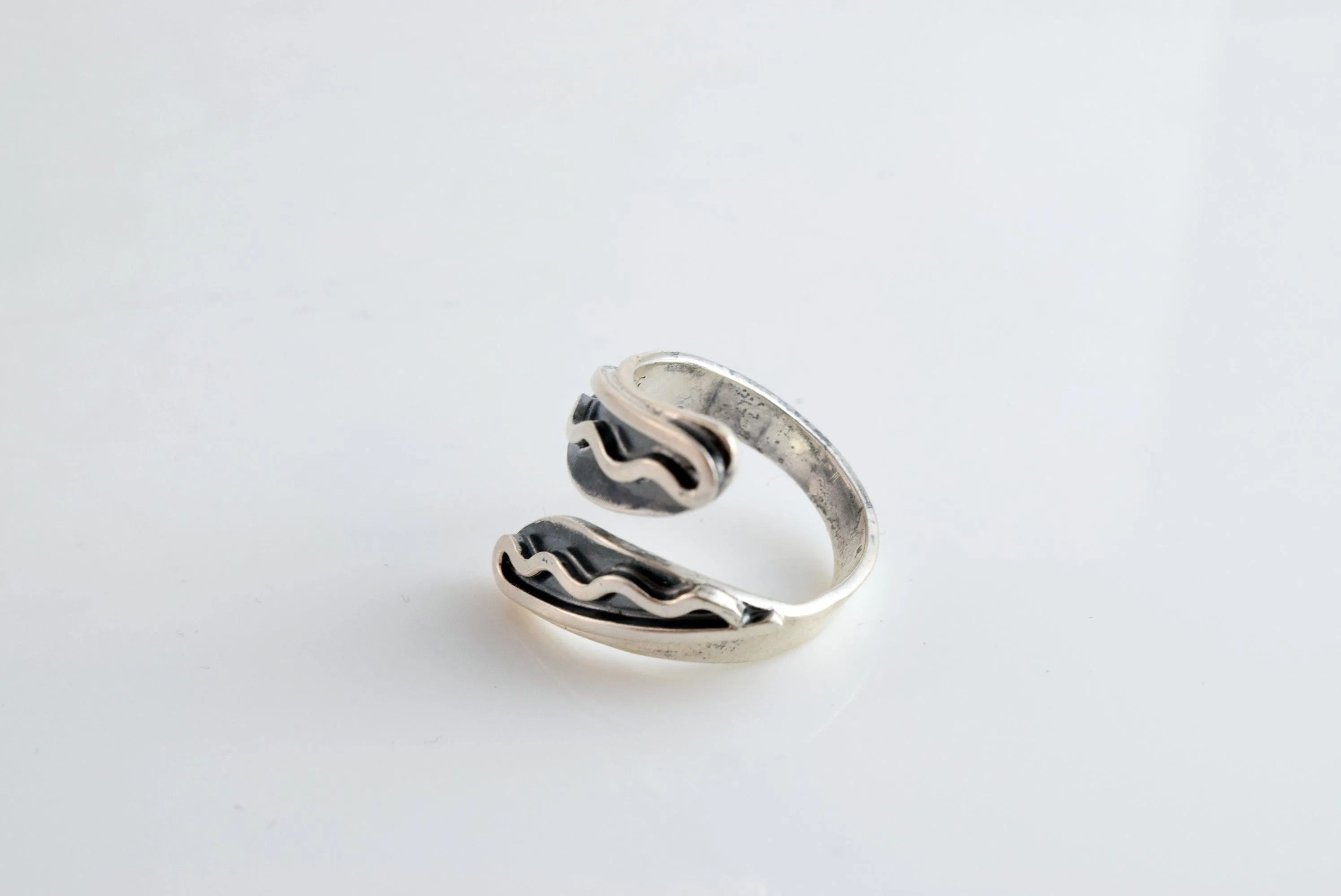 Vintage Sterling Mexican Bypass Ring from Taxco